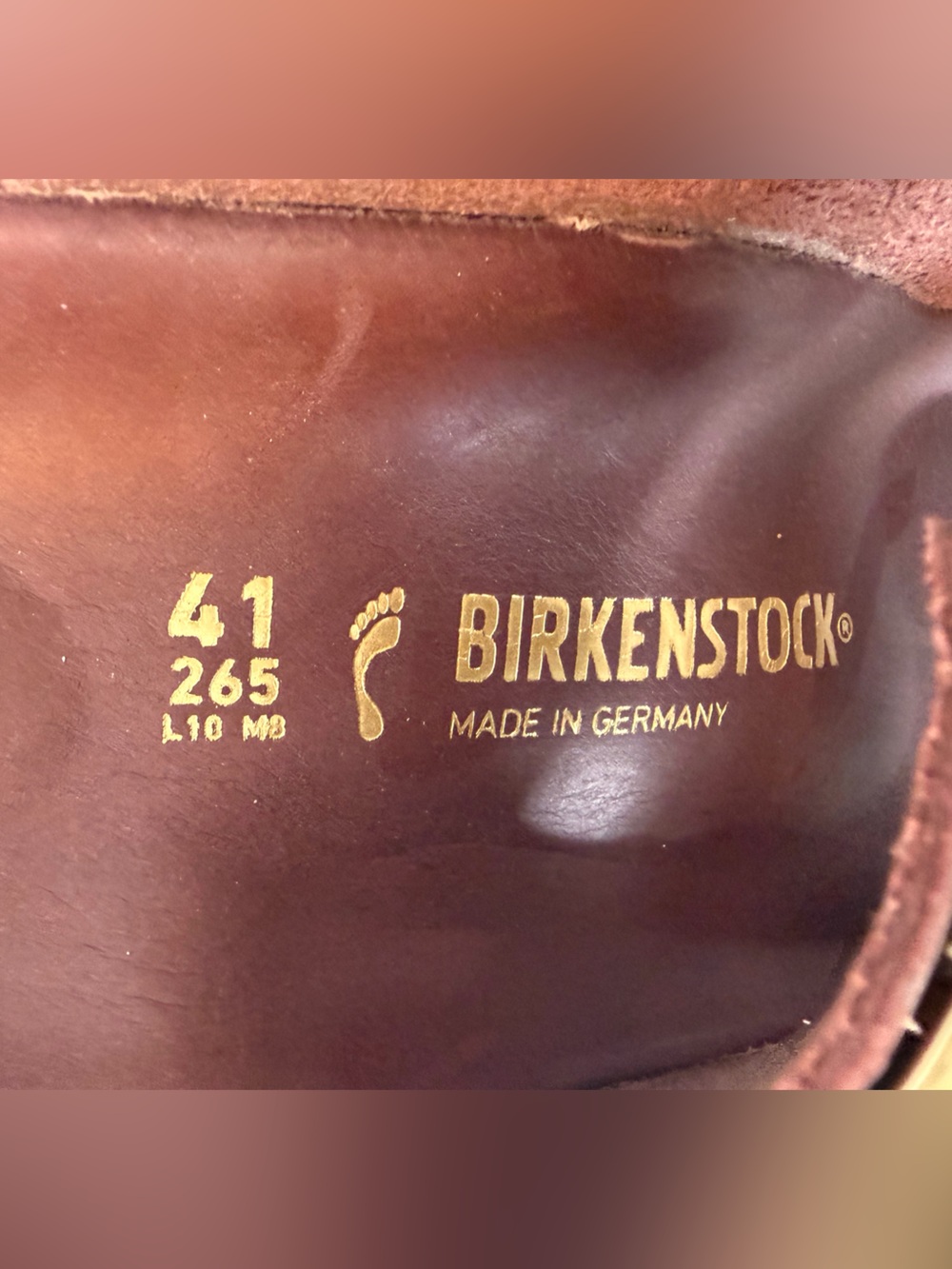 Birkenstock Arizona Big Buckle Sandal in High Shine Zinfandel Leather, Size 10 - Picture 3 of 9